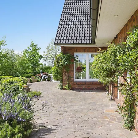 Holiday home Suedermarsch *